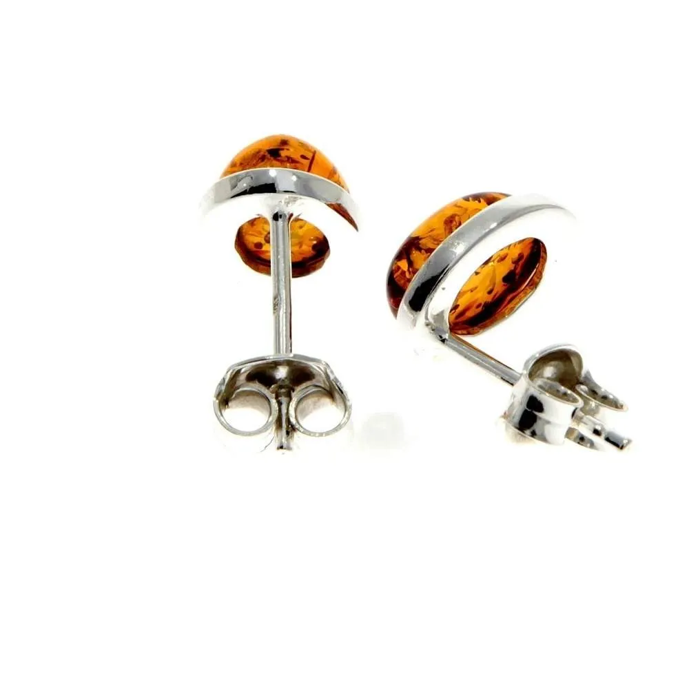 925 Sterling Silver & Oval Amber Stud Earrings - M637