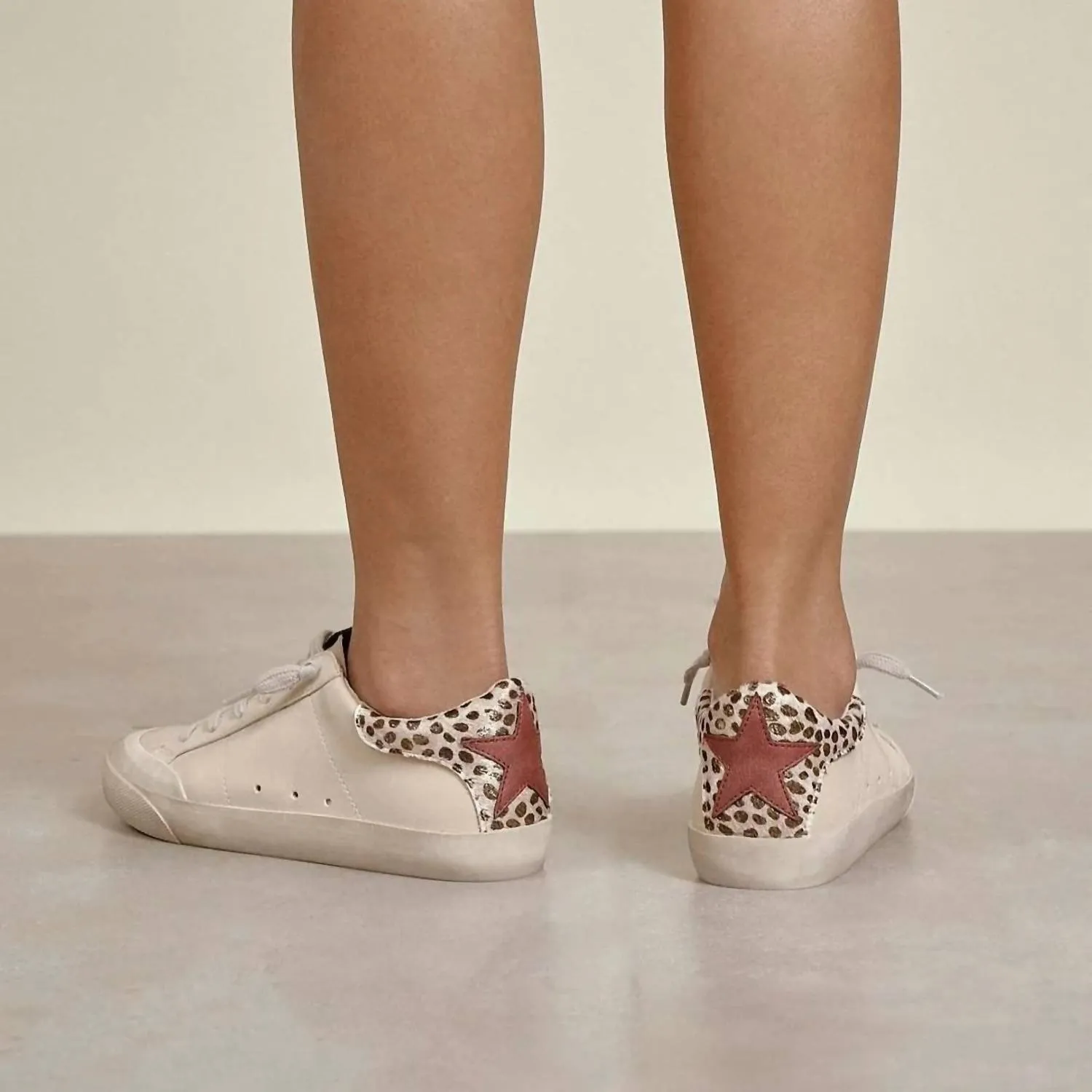 Amber Sneakers