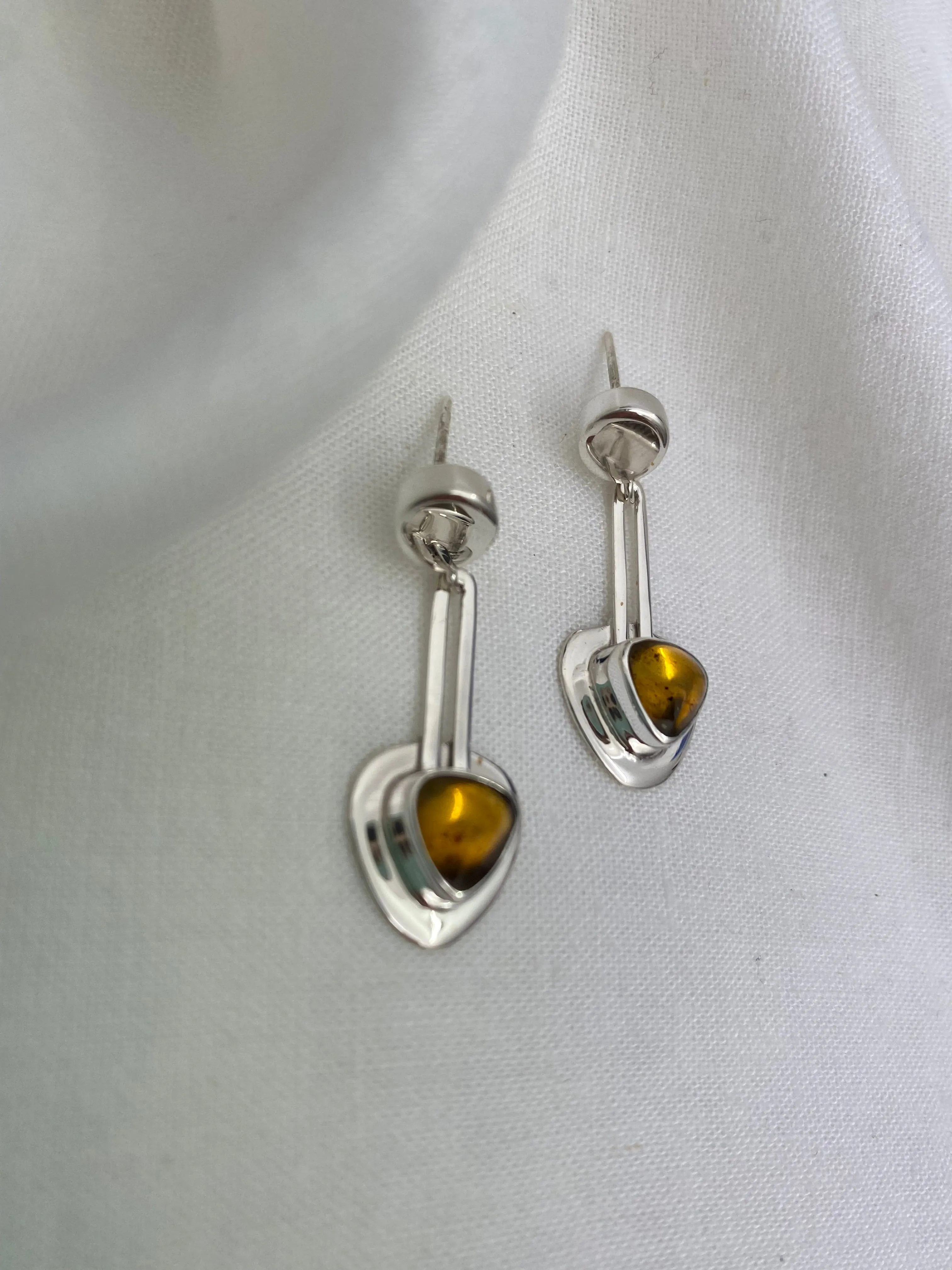 Hola Bella Earrings - Amber