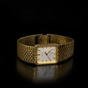 Vintage Avia Swiss Made Quartz Date Gents Watch Gold Plated